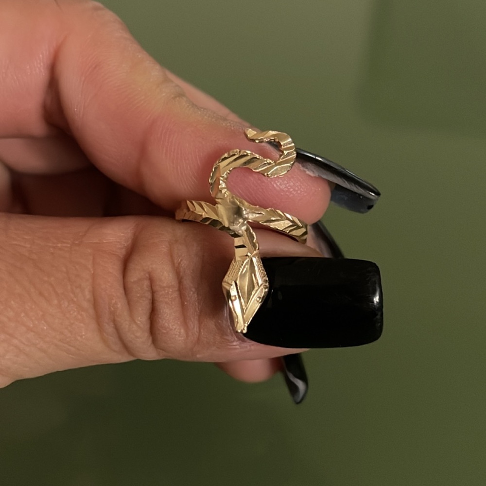 10k Snake ring